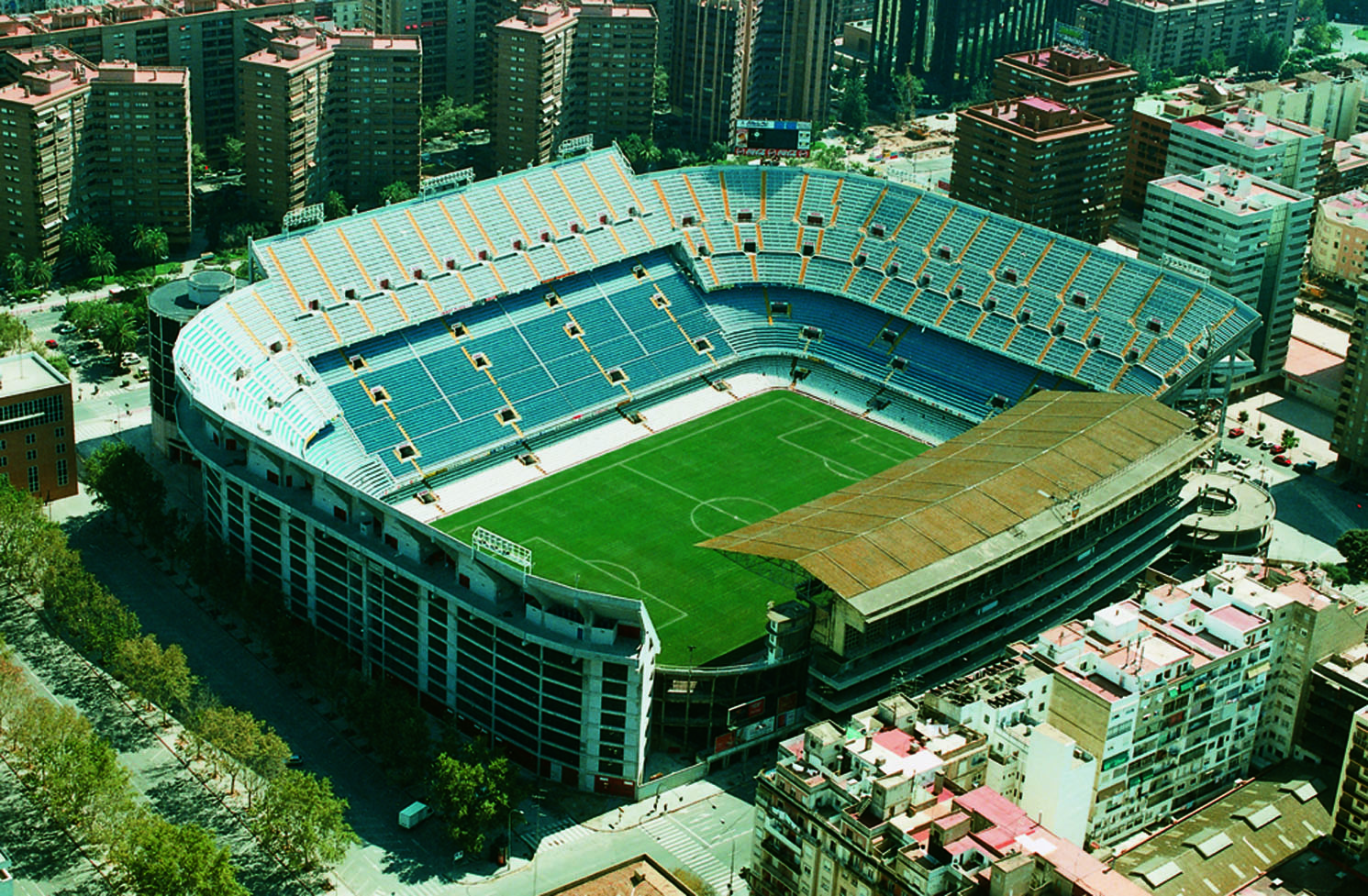 Почем жилье возле стадионов лучших испанских команд? | Фотография 9 | ee24
