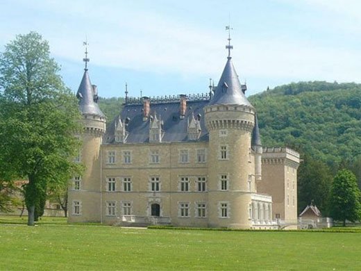 Рыцарям и баронам даже не снилось: самые дорогие замки в Европе | Фотография 1 | ee24