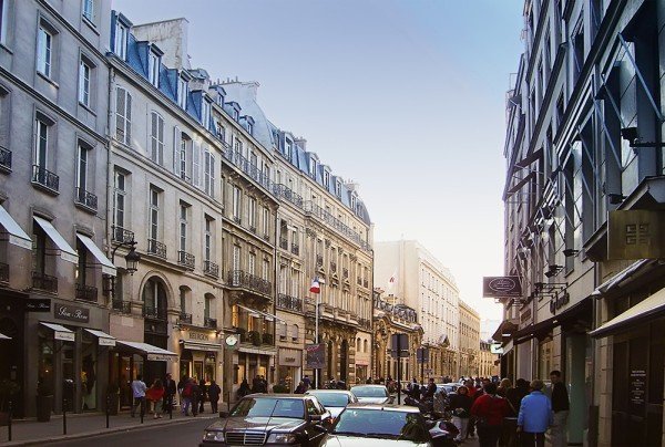 По главной с оркестром. 10 самых дорогих торговых улиц Европы | Фотография 7 | ee24