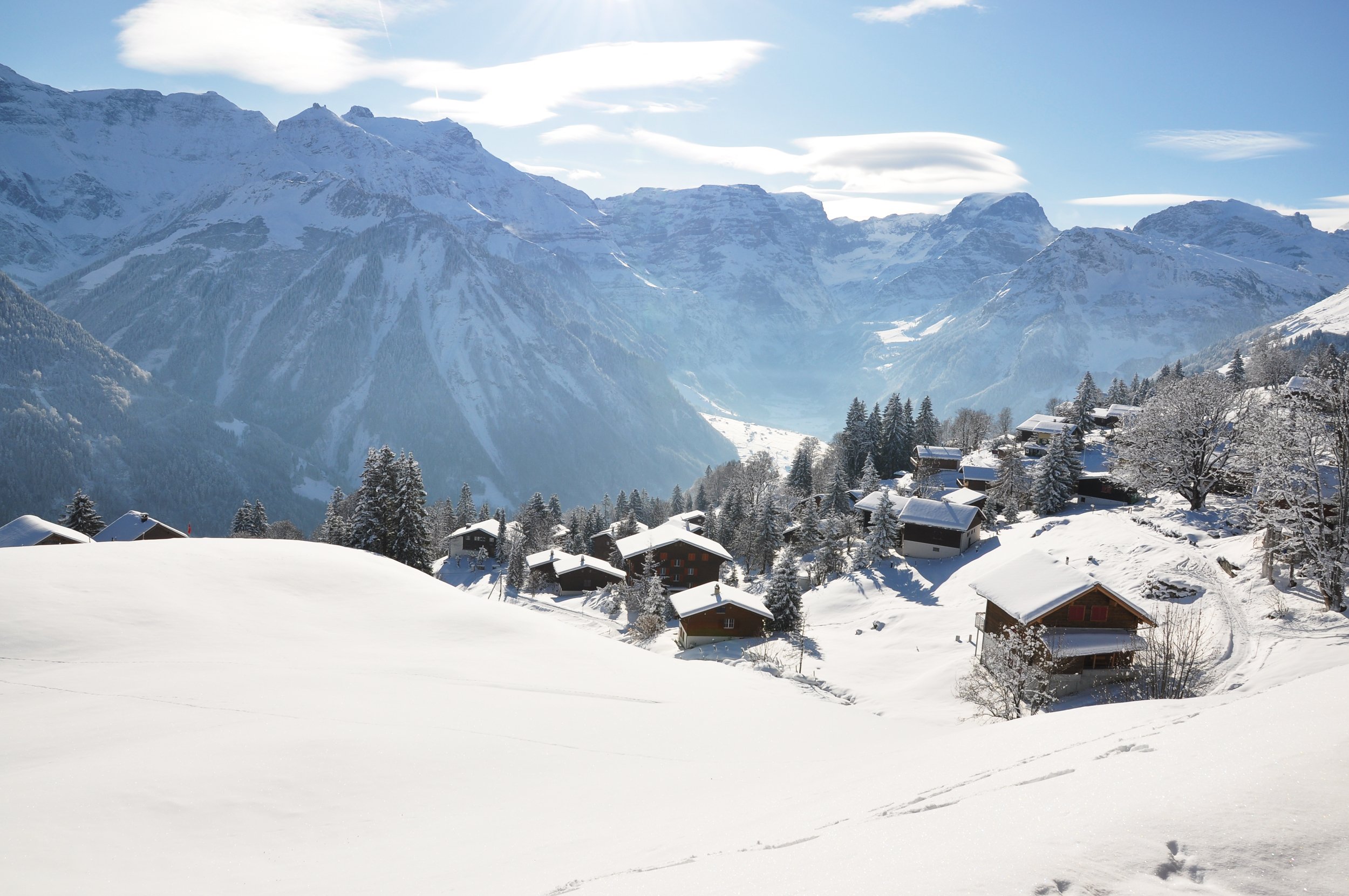Недвижимость в Альпах: Швейцария дорожает, Франция ведет себя по-разному
