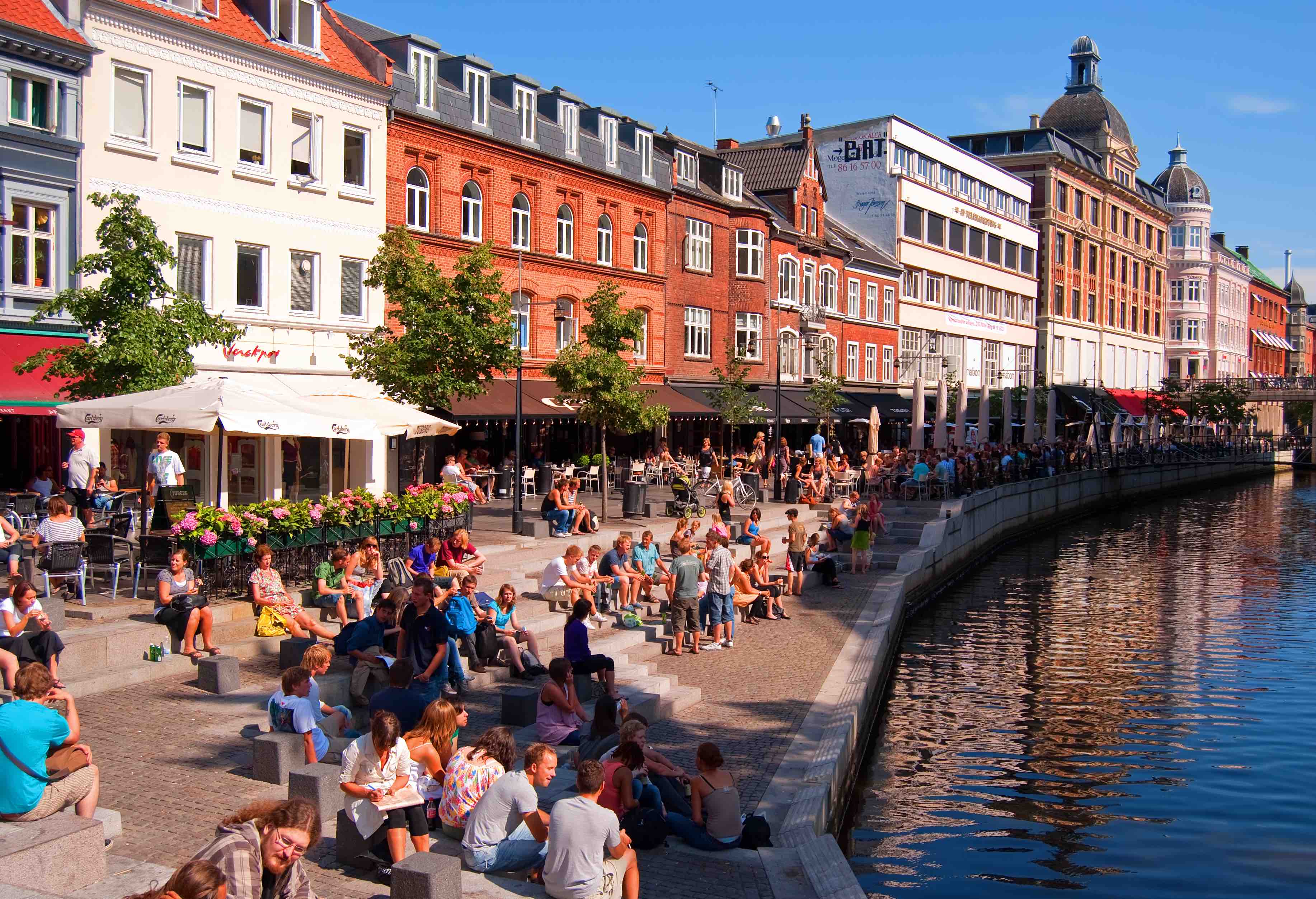 В Датском городе Орхус из-за нехватки студенческого жилья студентов будут заселять в передвижные трейлеры