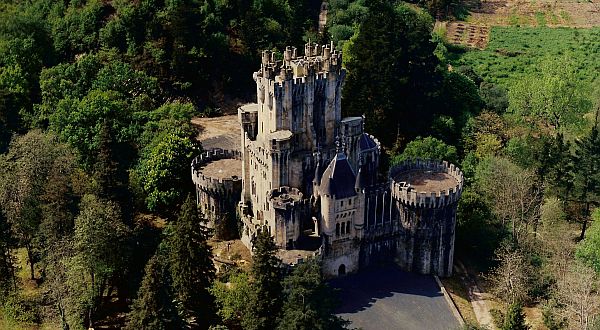 Стань виртуальным рыцарем: древний замок можно купить онлайн