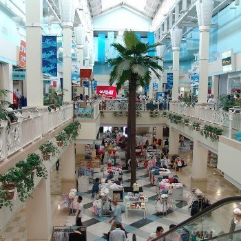 Первый торговый центр аутлет в Эстонии привлекает лучшие бренды