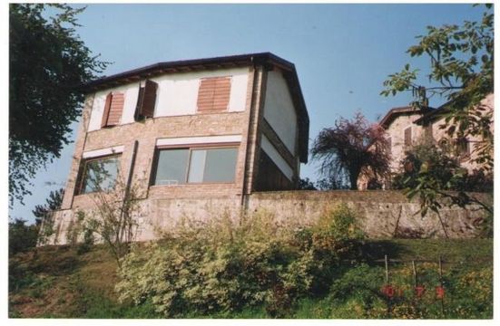 Отдельный дом в Парма
