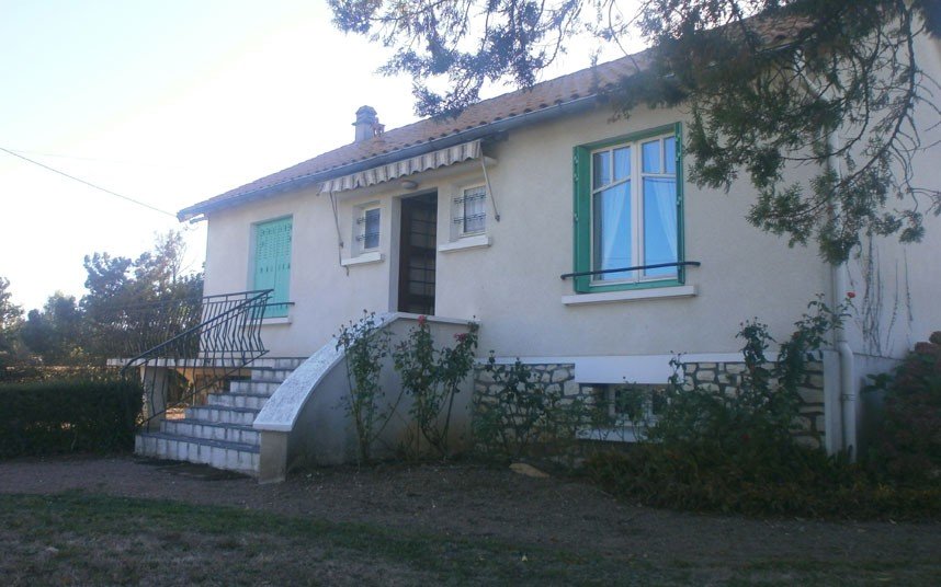 Дом на участке в 2000 кв.м., Сен-Луп-Ламере, Пуату - Шаранта, Франция