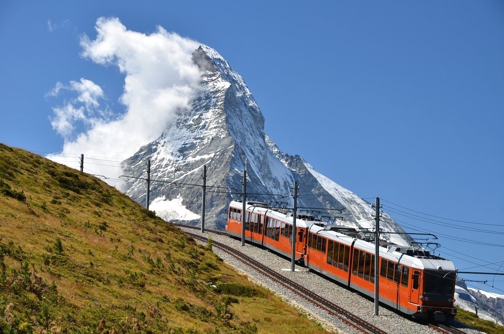 Фото высокогорной железной дороги Горнерграт в Швейцарии