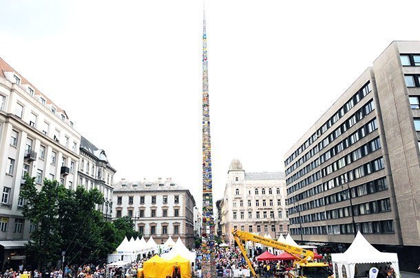 В Будапеште построили самую высокую башню из LEGO | Фотография 2 | ee24