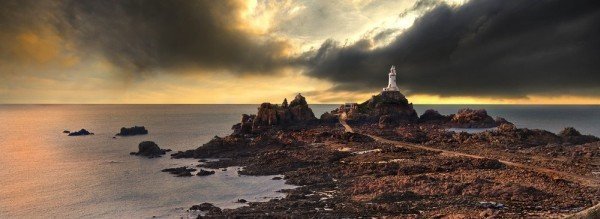 Нормандские острова – надежный приют сверхбогатых | Фотография 8 | ee24