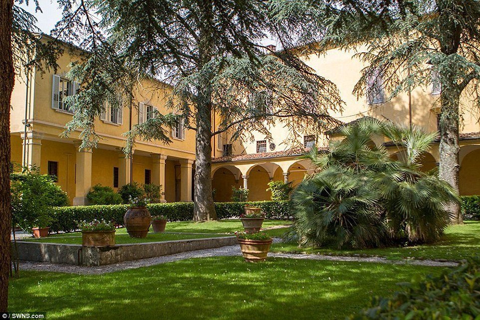 Уйду в монастырь... за €18 млн в Тоскане! | Фотография 1 | ee24