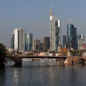 Германия привлекает все больше инвестиций в коммерческую недвижимость