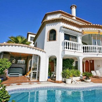 Рынок недвижимости Испании восстановится в 2012 году