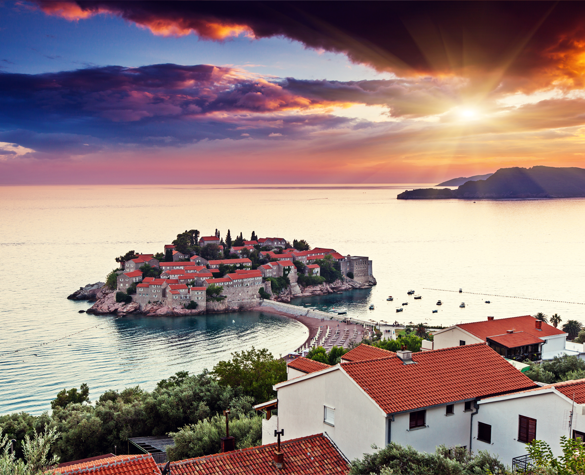 Святой Стефан - уникальный остров-отель в Черногории