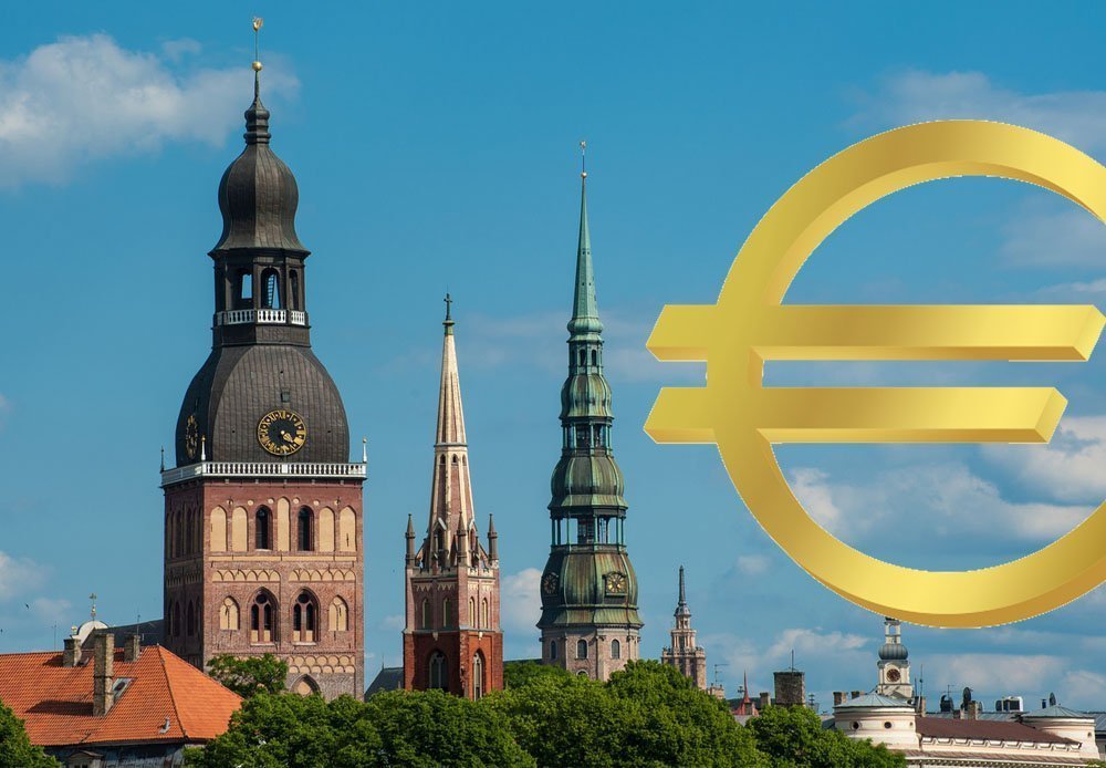 Латвийцы винят евро в росте цен на недвижимость