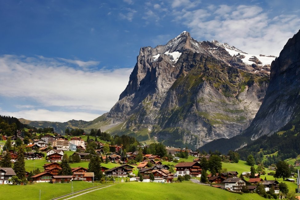Запрет на вторые дома в Швейцарии взвинтил цены на недвижимость