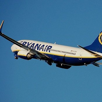 Ryanair будет летать в Черногорию