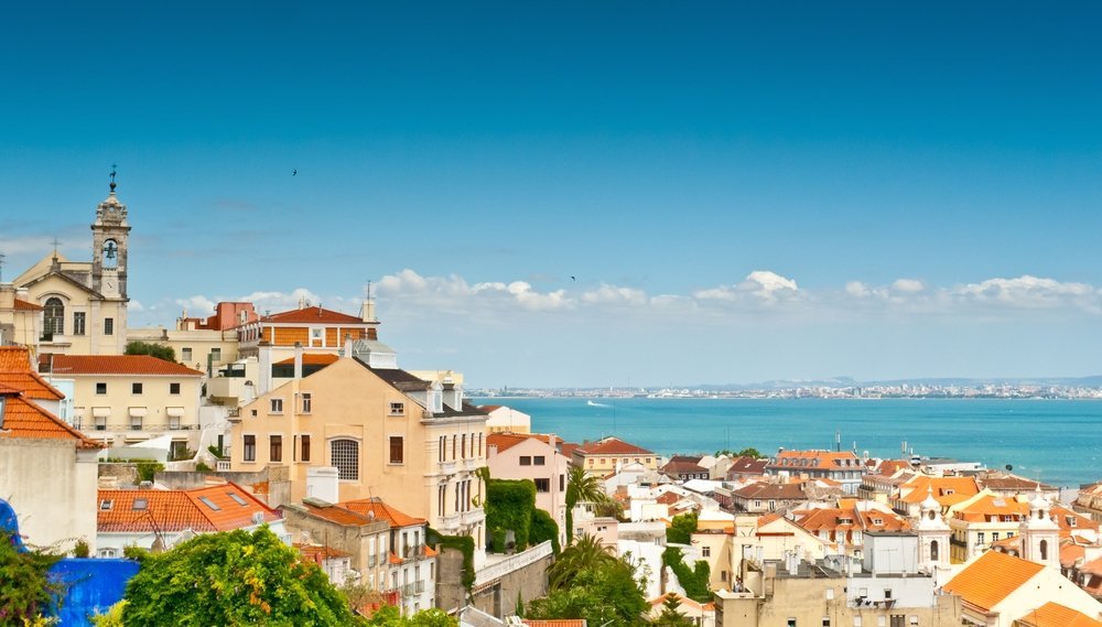 Цены на жилье понизились в Португалии 