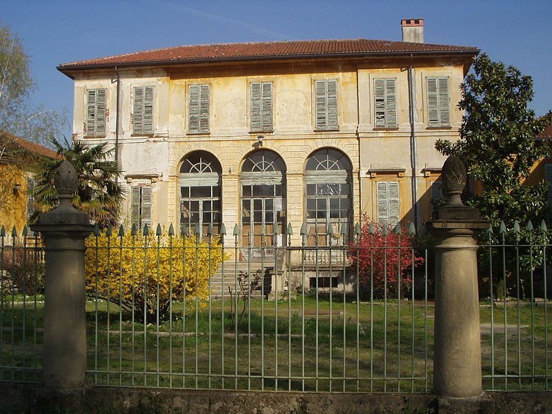 Спеши купить кусочек Италии: распродажа исторических зданий
