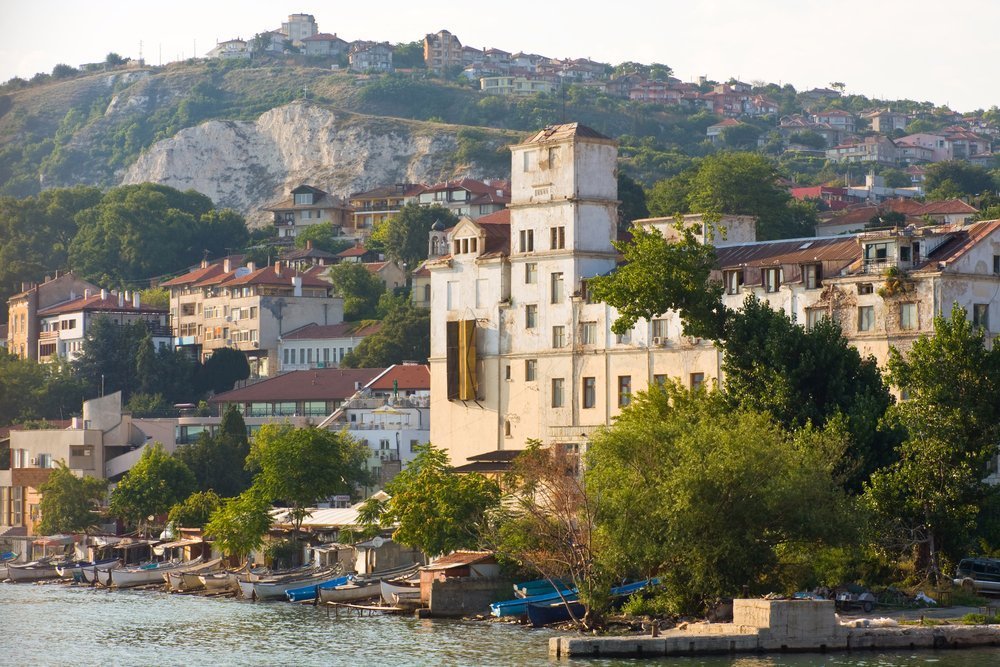 Российский аукционный дом будет продавать болгарскую недвижимость