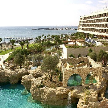 Объем продаж недвижимости в июне на Кипре 