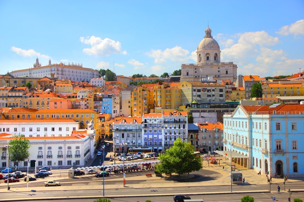 Португалия заработала на «золотых визах» € 1,6 млрд.