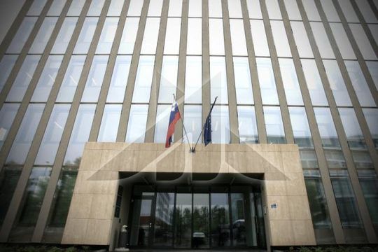Коммерческая недвижимость в Бежиград
