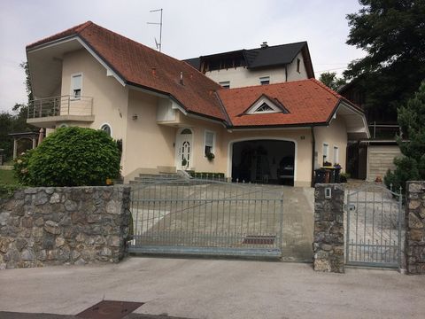 Дом в Любляна