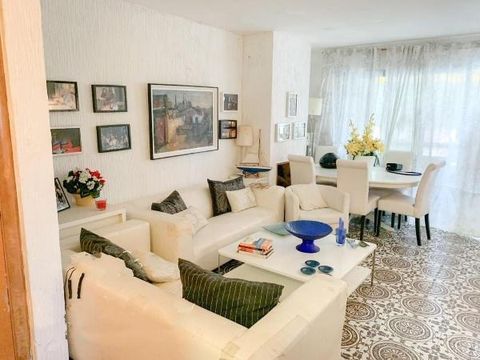 Квартира в Кастельдефельс