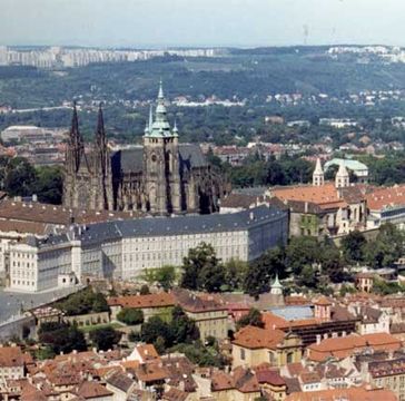 Чешские риелторы чуть не продали президентский дворец