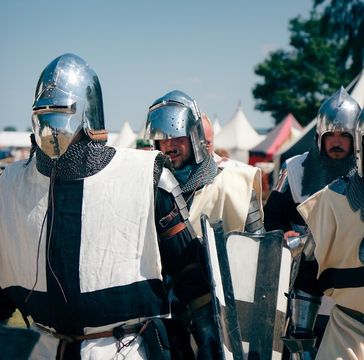 Крестовый поход на Чехию: Тевтонский орден претендует на земли, замки и угодья