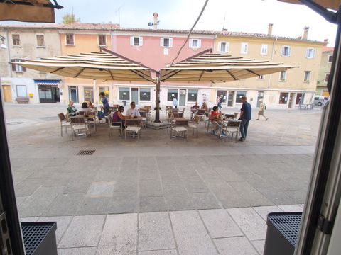 Ресторан / Кафе в Копер