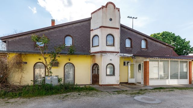 Коммерческая недвижимость в Хевиз