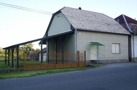 Отдельный дом в Словенске-Дярмоти
