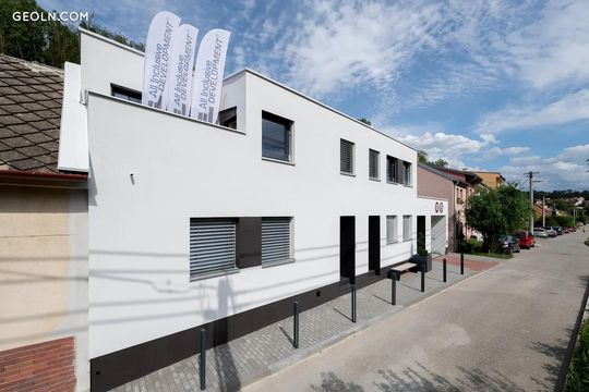 VILADUM SLUNNE UDOLI in Brno