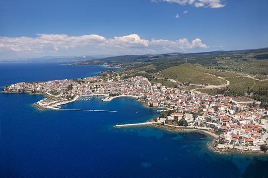 Отель в Ситониа
