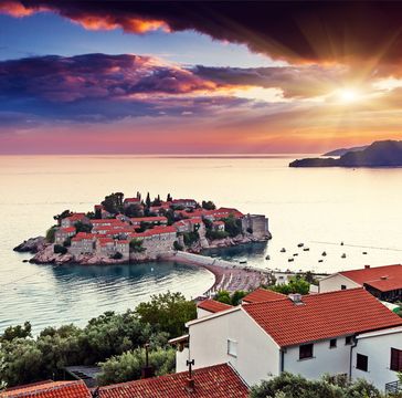 Святой Стефан - уникальный остров-отель в Черногории