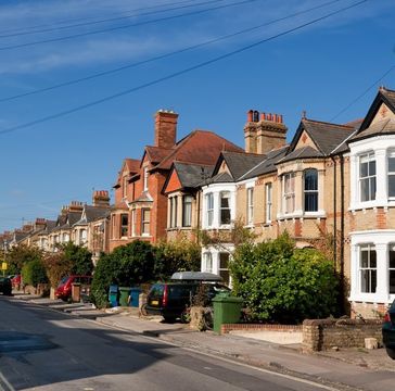 Цены на жилье в Великобритании достигли максимума